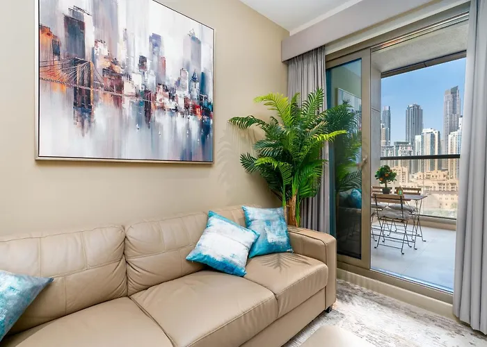 Ultimate Stay / Downtown / Brand New / 5 Min Drive From Dubai Mall / Near Park
